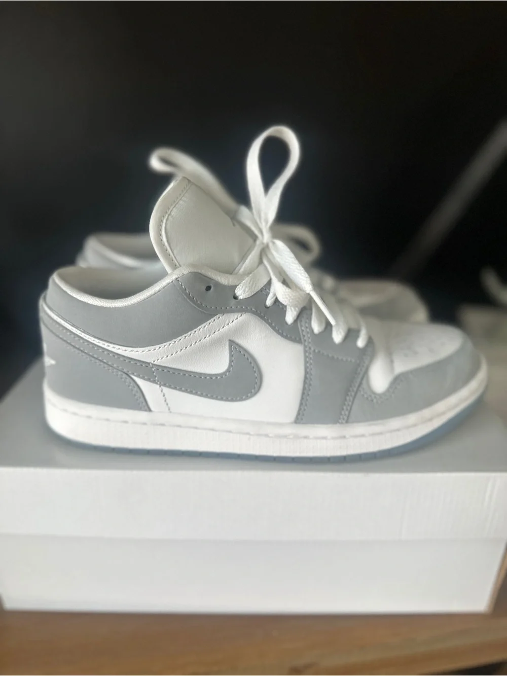 Jordan Womens Low-Top Sneakers in White and Light Gray